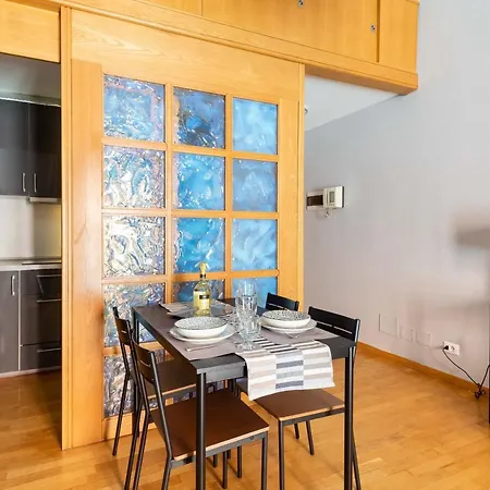 Elical Luxury アパート