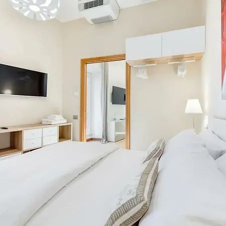 Elical Luxury Apartman *